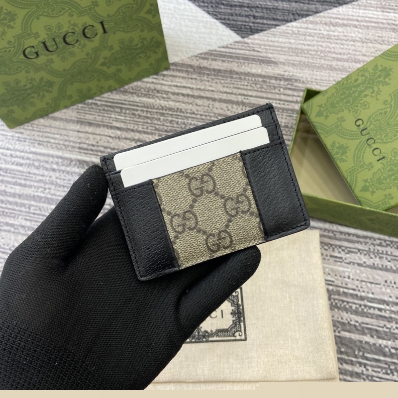 G*u*i wallets & purse